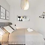Apartment Pena Family By Del Parque Flats Malaga